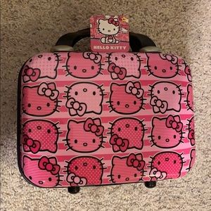 Hello kitty beauty case